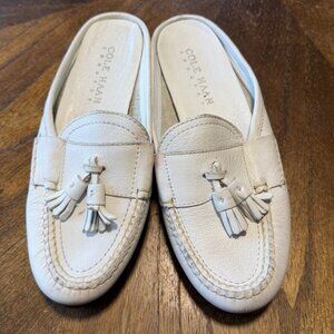 Cole Haan Leather Backless White Tassle Slip On Slides Moc Toe Sz 5.5